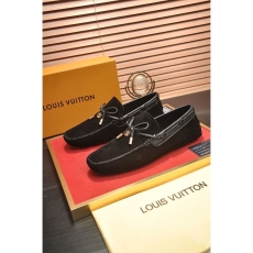 Louis Vuitton Low Shoes